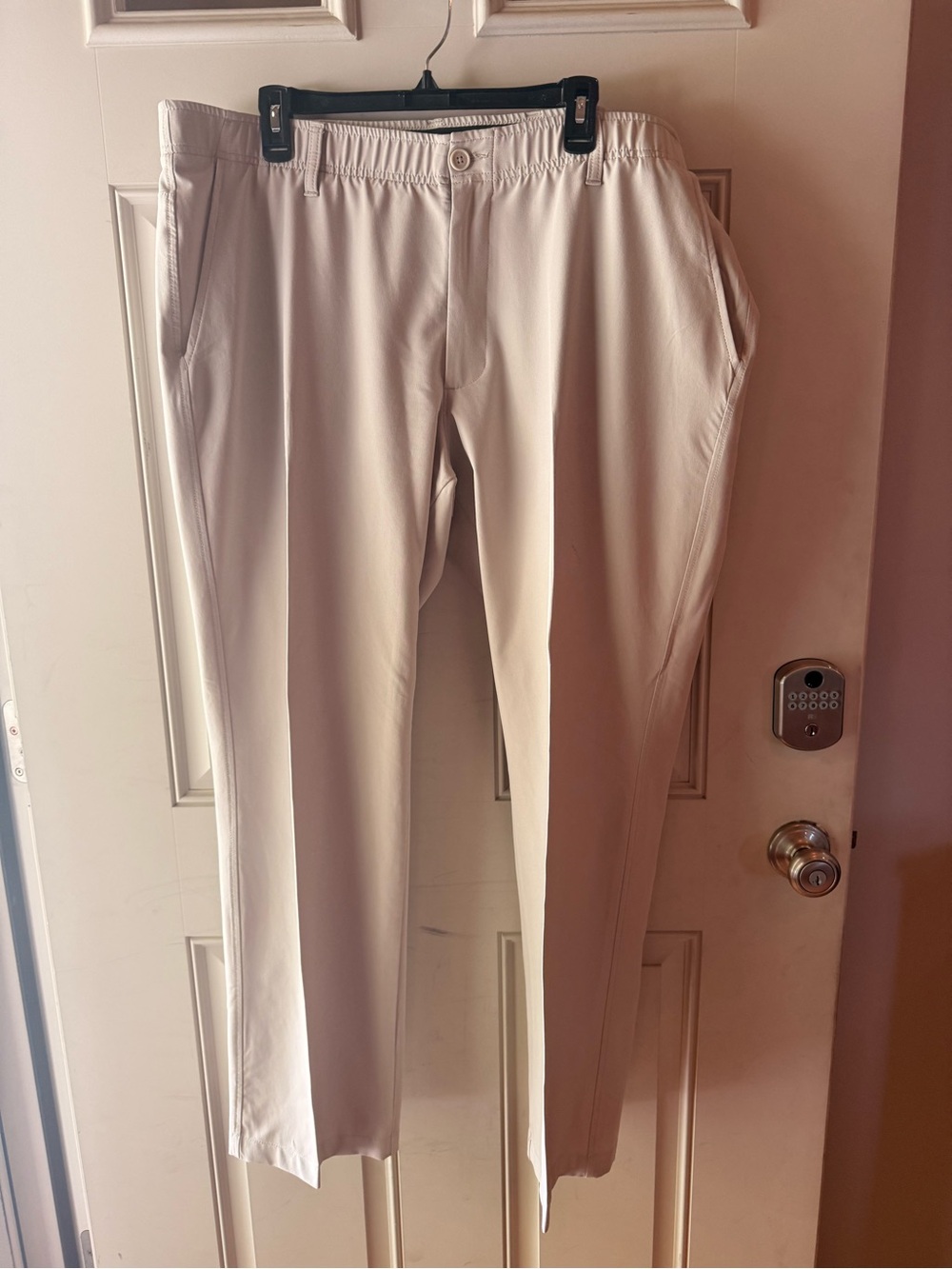 Under Armour Men's Light Khaki golf pants